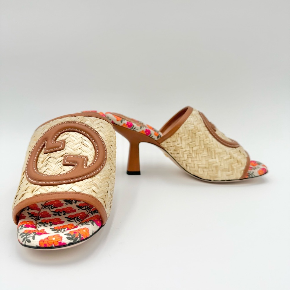 Gucci Tan Raffia Floral Slip-On Heeled Mules - Picture 4 of 13